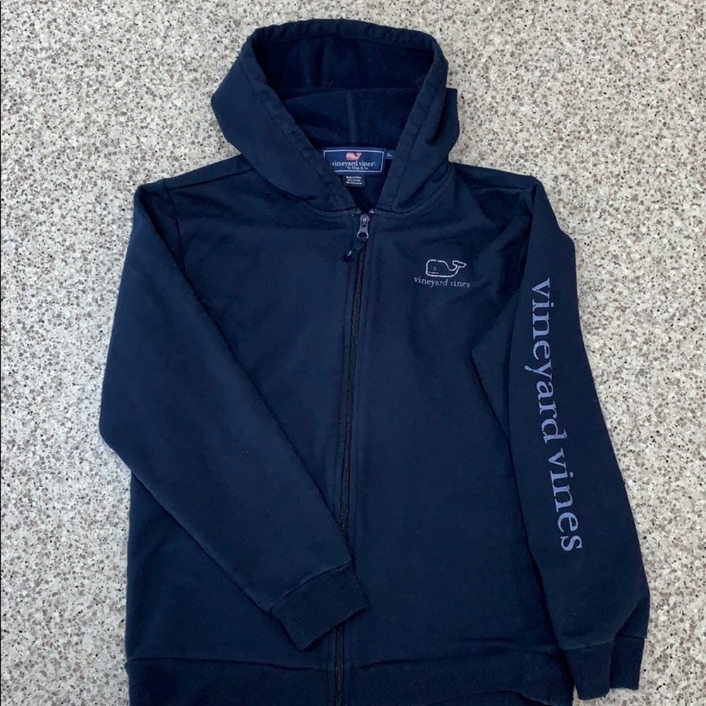 Vineyard vines sweatshirt, navy, large boys
